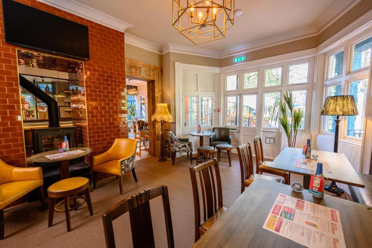 Brewhouse And Kitchen Hotel Уърдинг Екстериор снимка